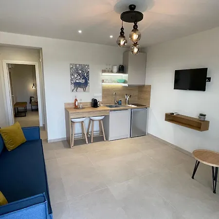 Geomar Luxury Apartamento Skála Marión